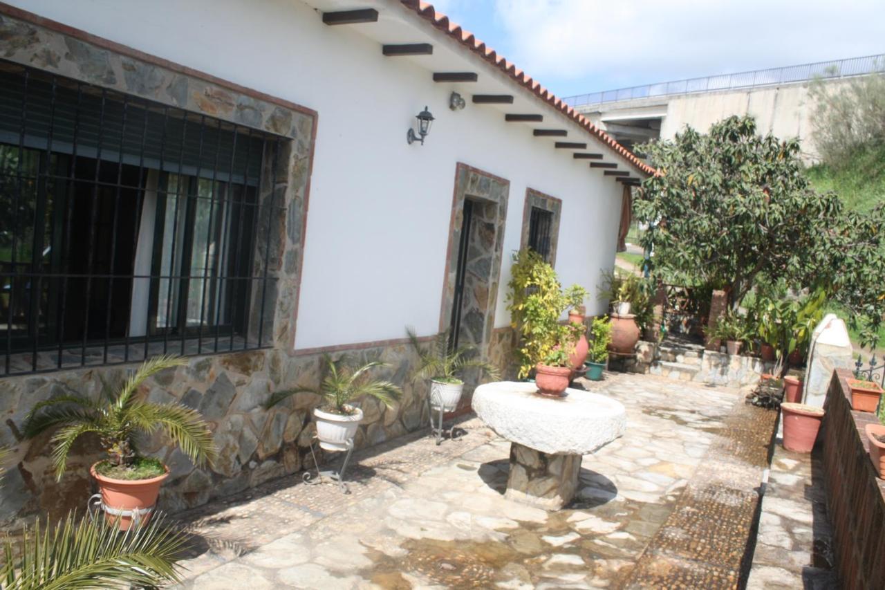 El Sitio De Su Recreo Vila Jerez De Los Caballeros Exterior foto